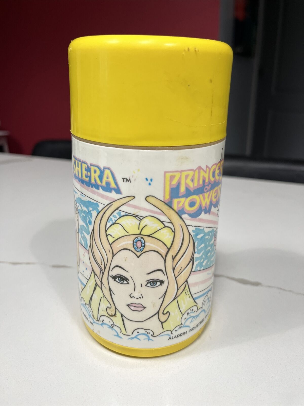 Vintage  Thermos 1985 She-ra Princess Of Power Yellow
