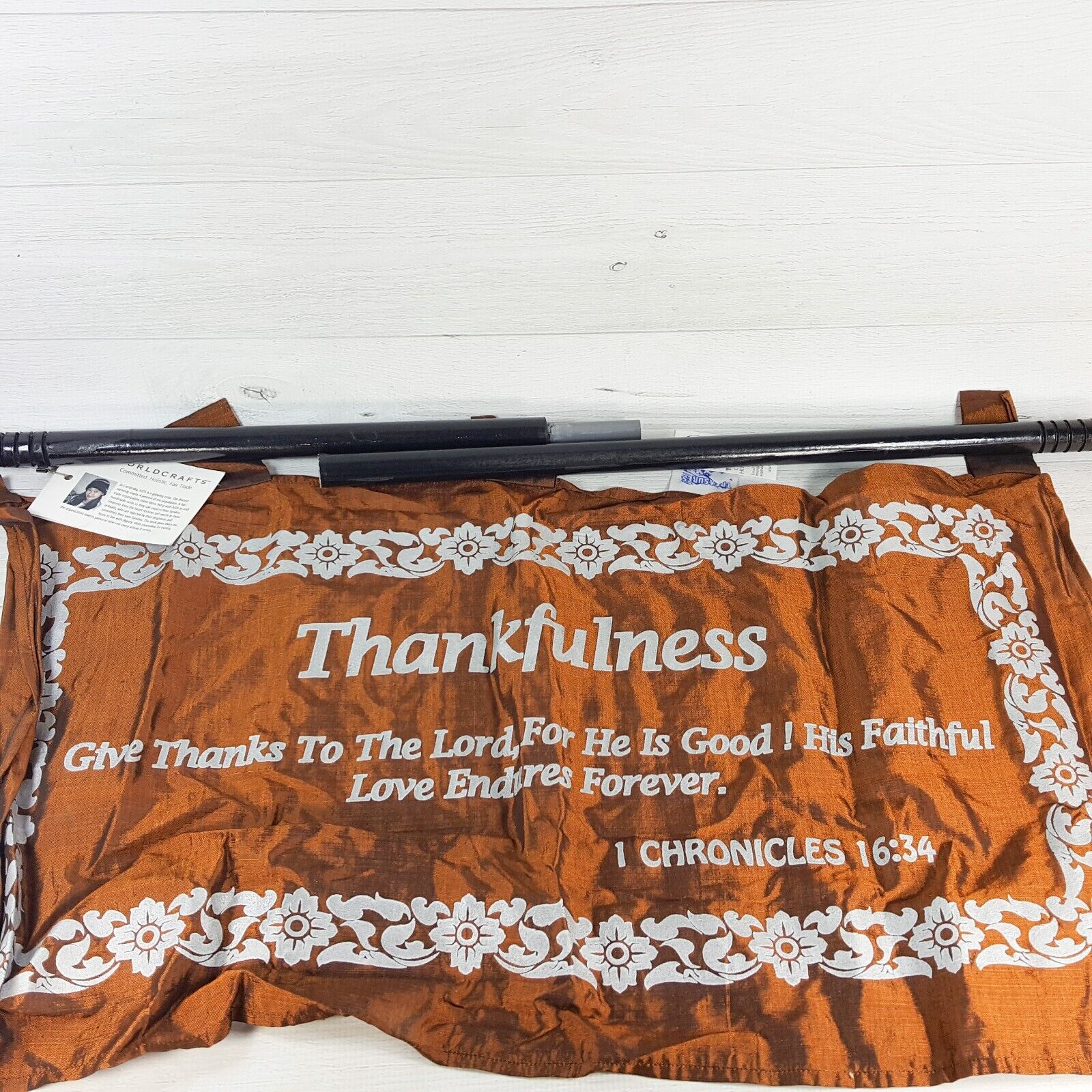 Worldcrafts Fair Trade Thankfulness Fabric Banner w Wood Dowel Chronicles 16:34