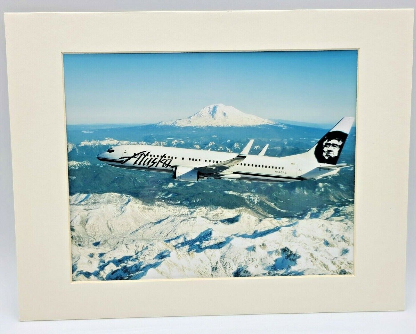 Vintage Alaskan Airlines Boeing 737 Inflight Photo 8x10 Smiling Eskimo Volcano