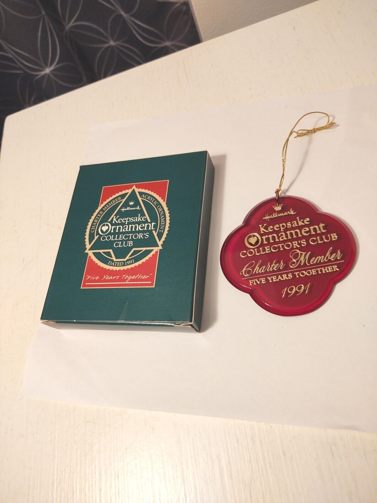 Hallmark Keepsake 1991 Ornament Collector\'s Club Charter Member 5 Years
