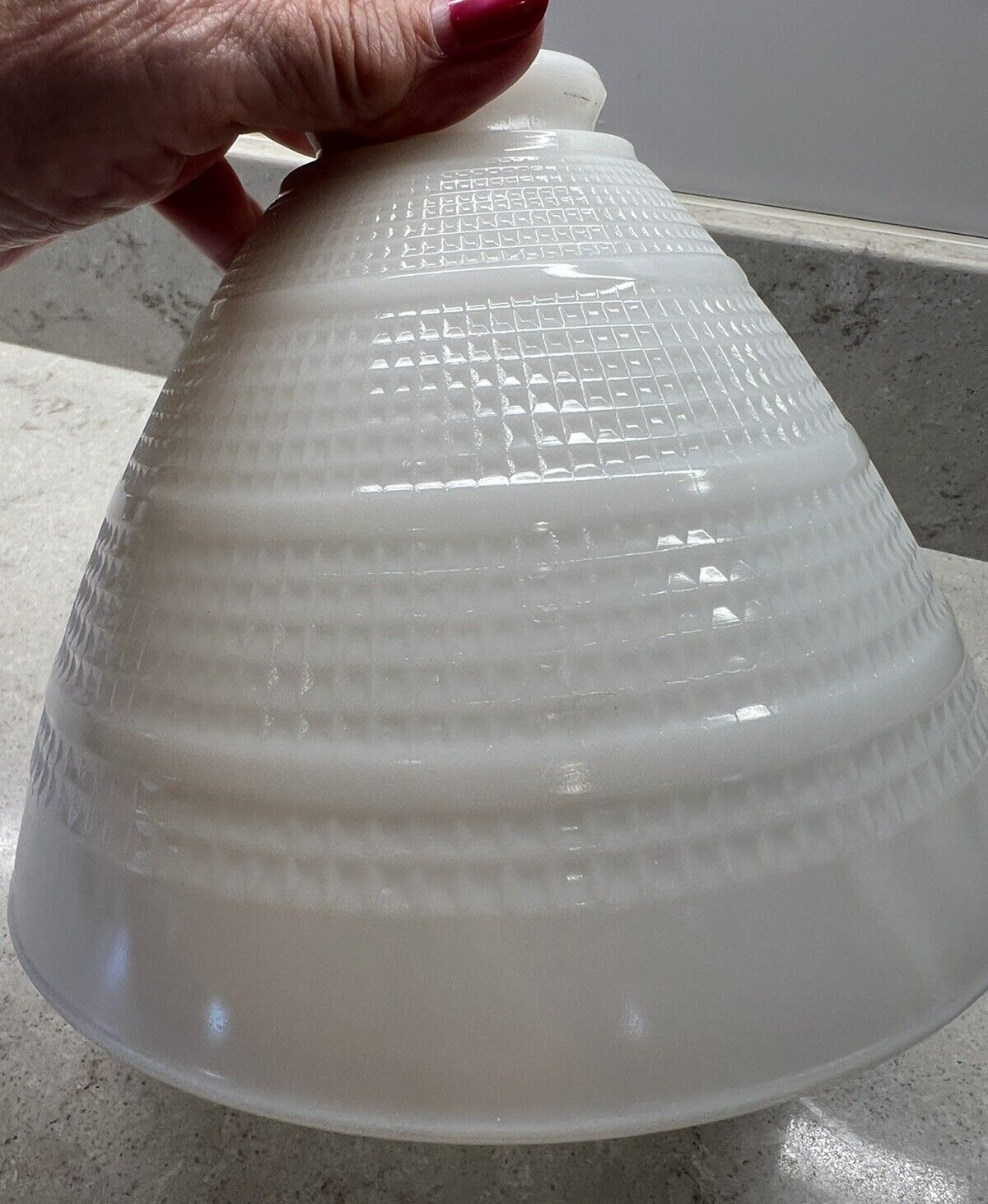 LARGE LAMP LIGHT WAFFLE PATTERN SHADE MILK GLASS TORCHIERE UP LIGHT VINTAGE