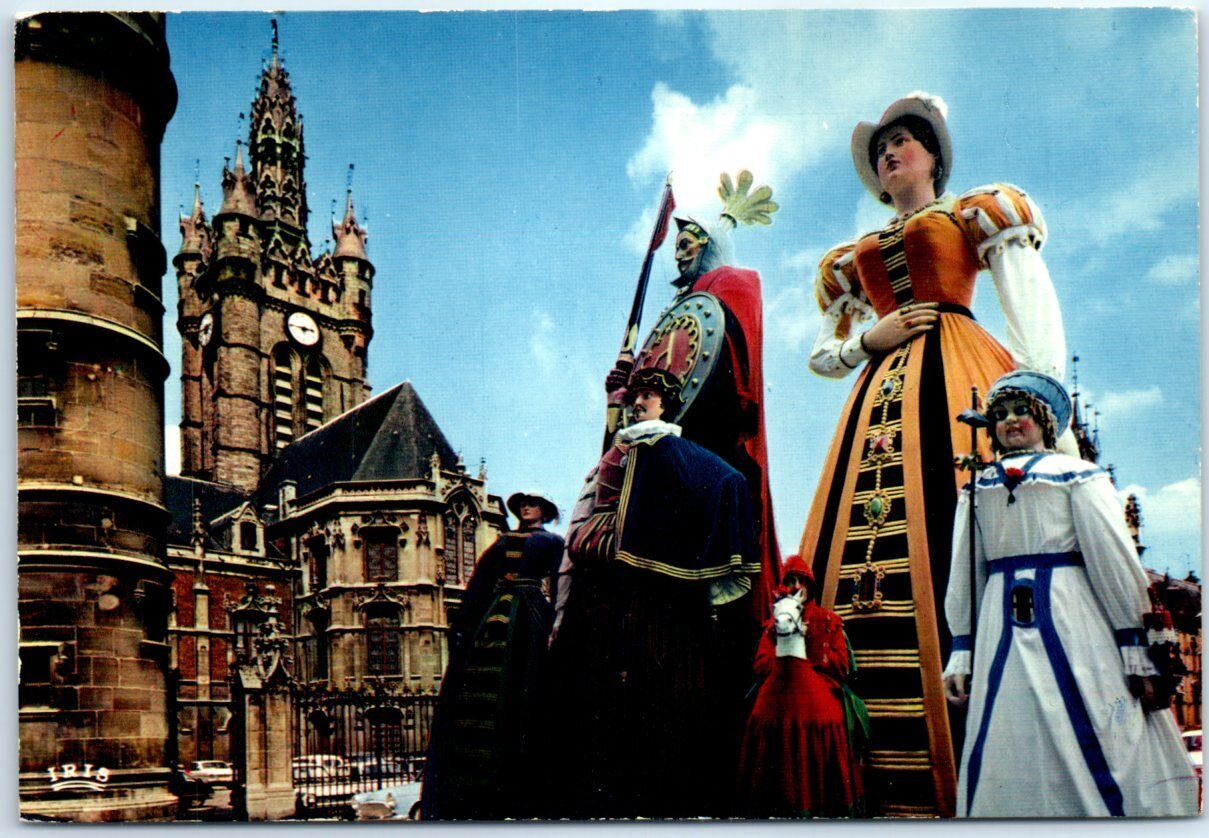Postcard - The Gayant family - Douai, France