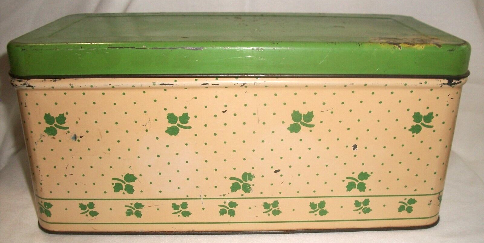 Vintage Pre 50\'s Metal Tin Bread Box w/Air Vent Ivory -w/Green Lid  & Leaves