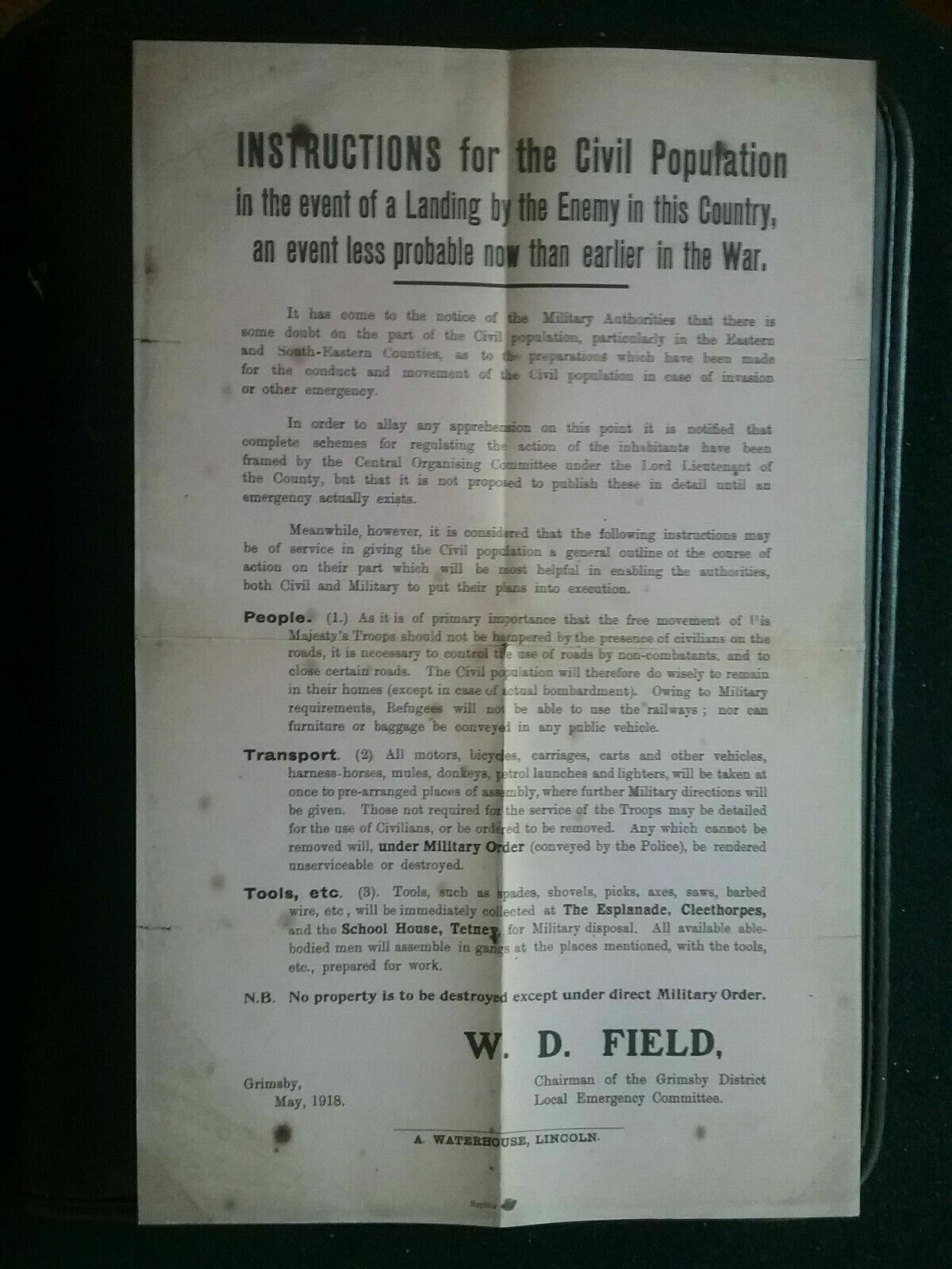 WORLD WAR I  1918 , INSTRUCTIONS IN THE EVENT OF AN ENEMY LANDING  POSTER