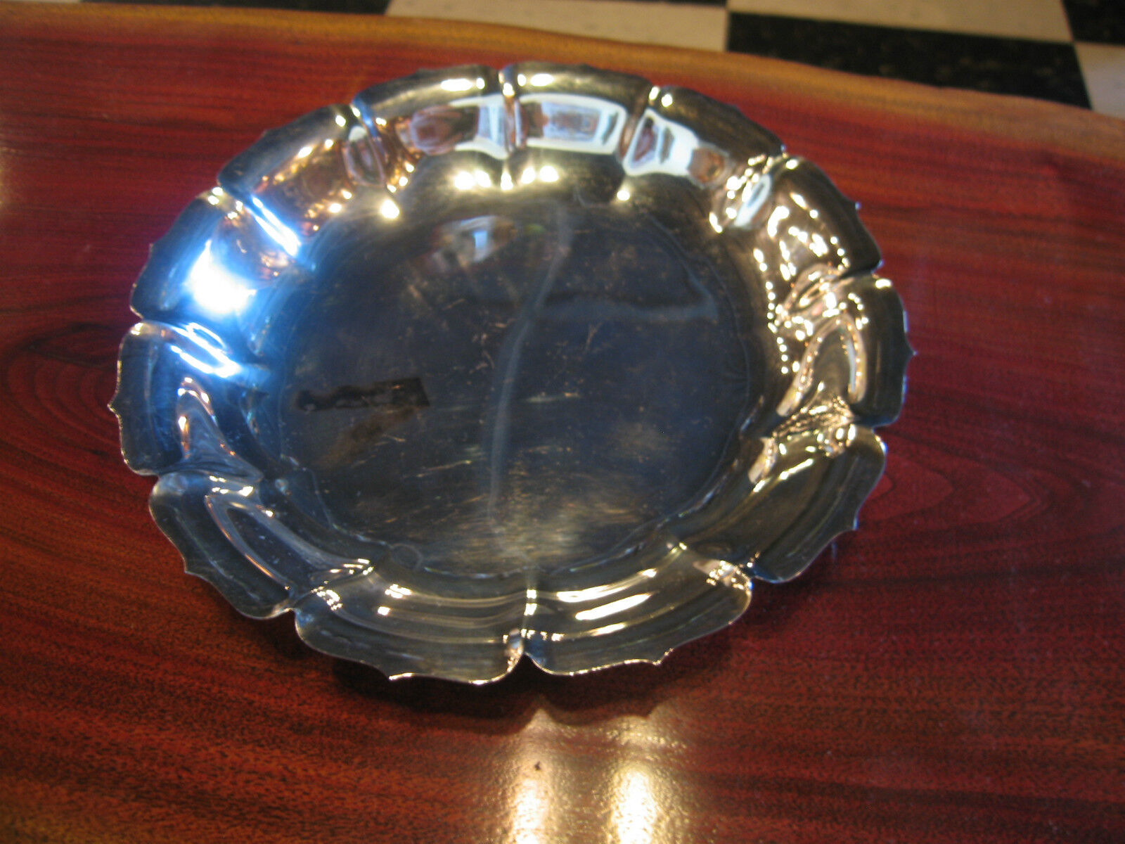 Vintage Lunt Silver Plated Bowl w/ Floral Style Rim