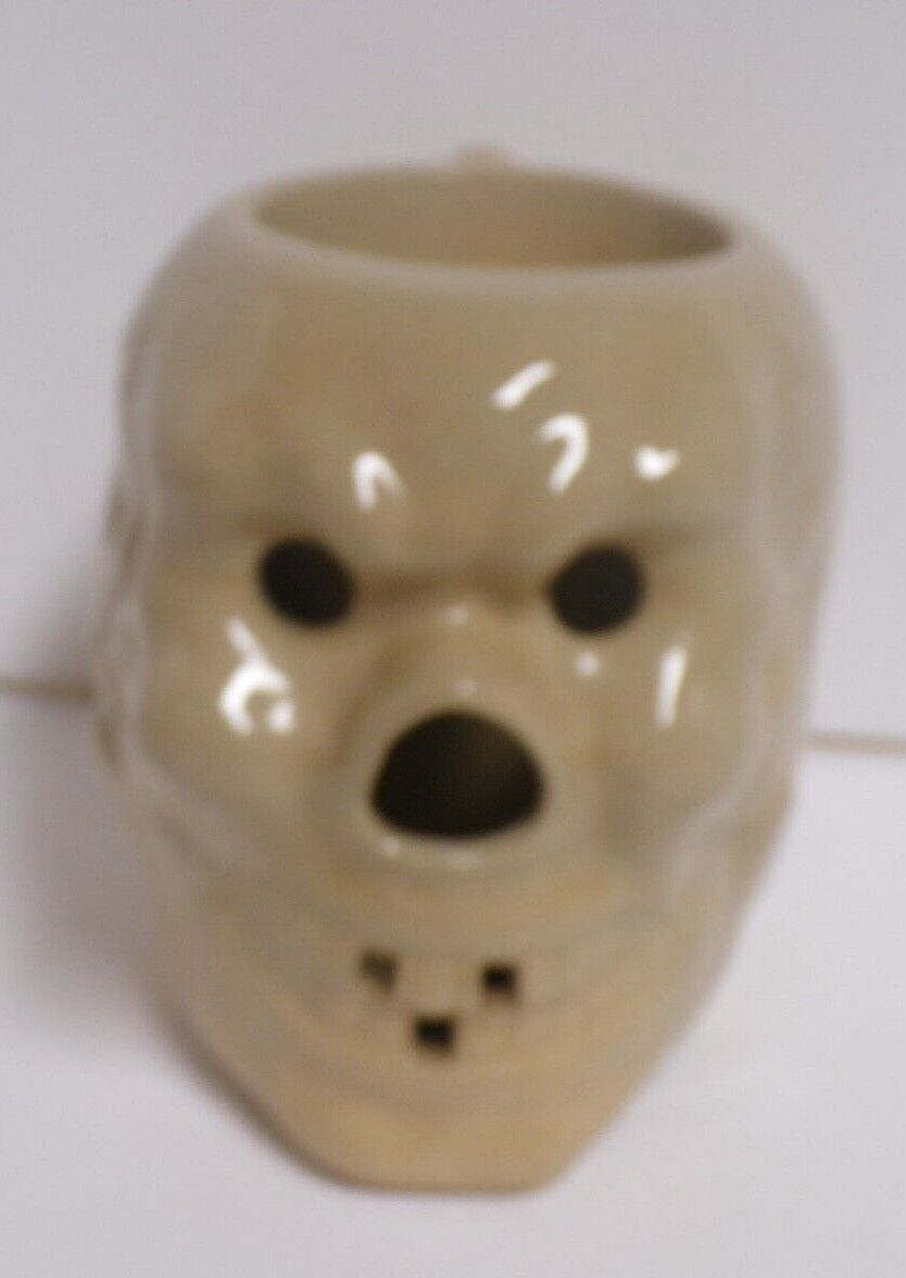 Trader Vic's Skeleton mug skull Large Glazed Mug Missing teeth Halloween