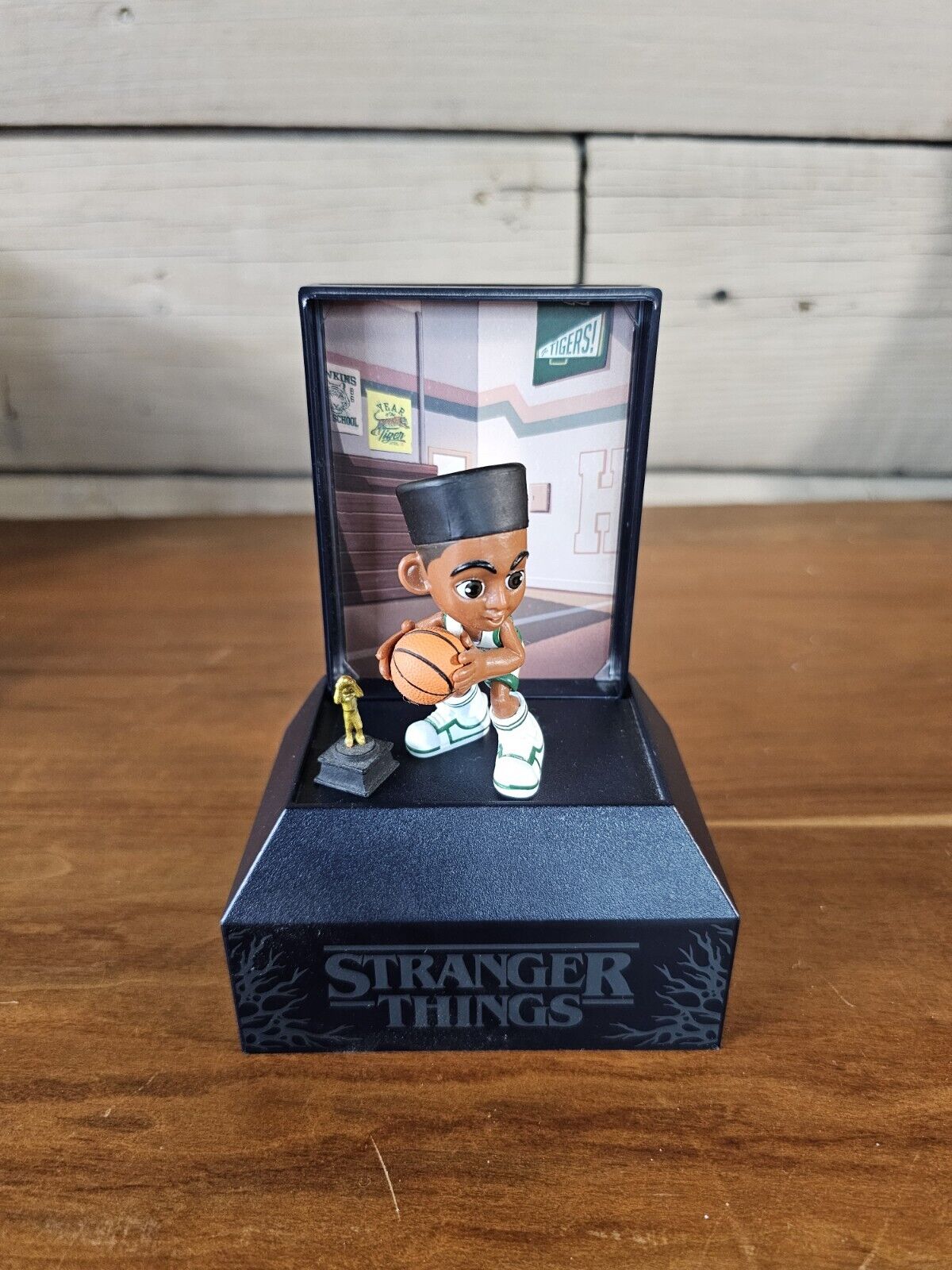 Stranger Things Lucas  Upside Down Collectible Figure Yume Toys