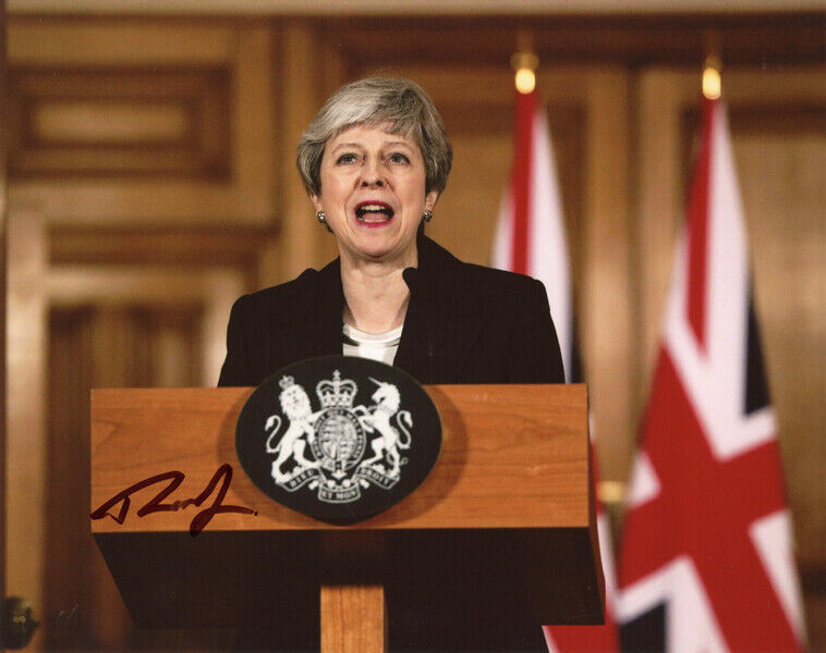THERESA MAY SIGNED 8x10 PHOTO PRIME MINISTER OF THE UNITED KINGDOM BECKETT BAS
