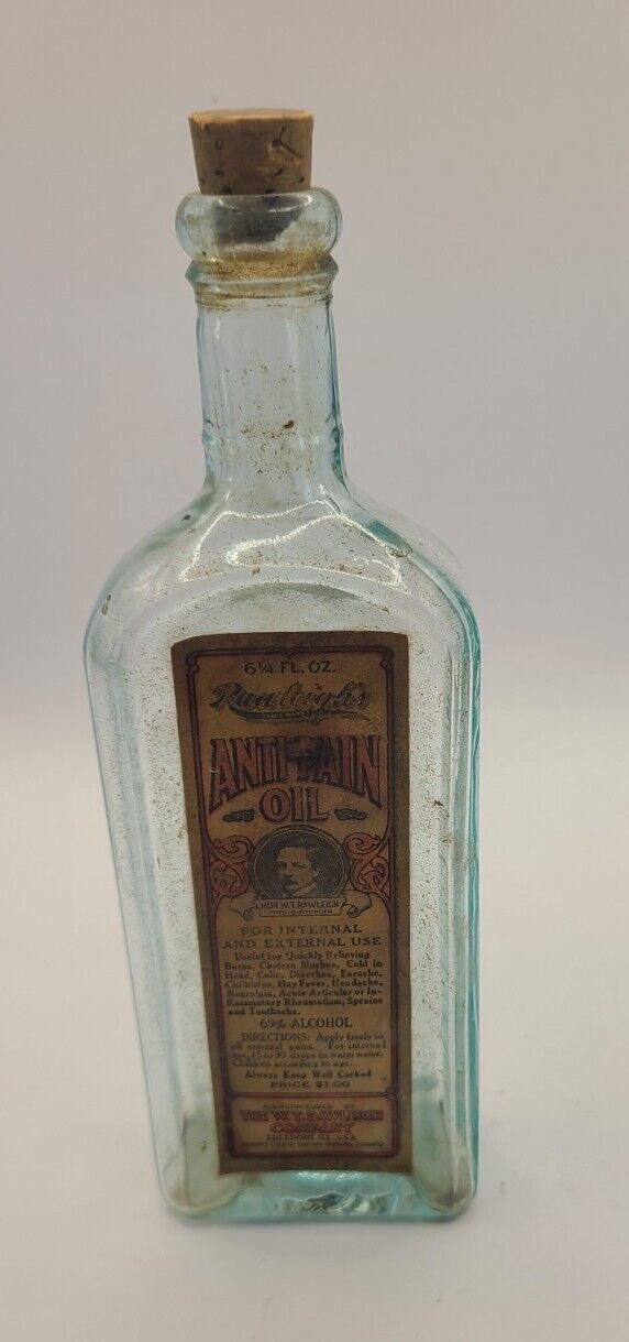 Vintage Rawleigh\'s Anti-Pain Oil 6 1/4 fl. oz. Great Conversation Piece 