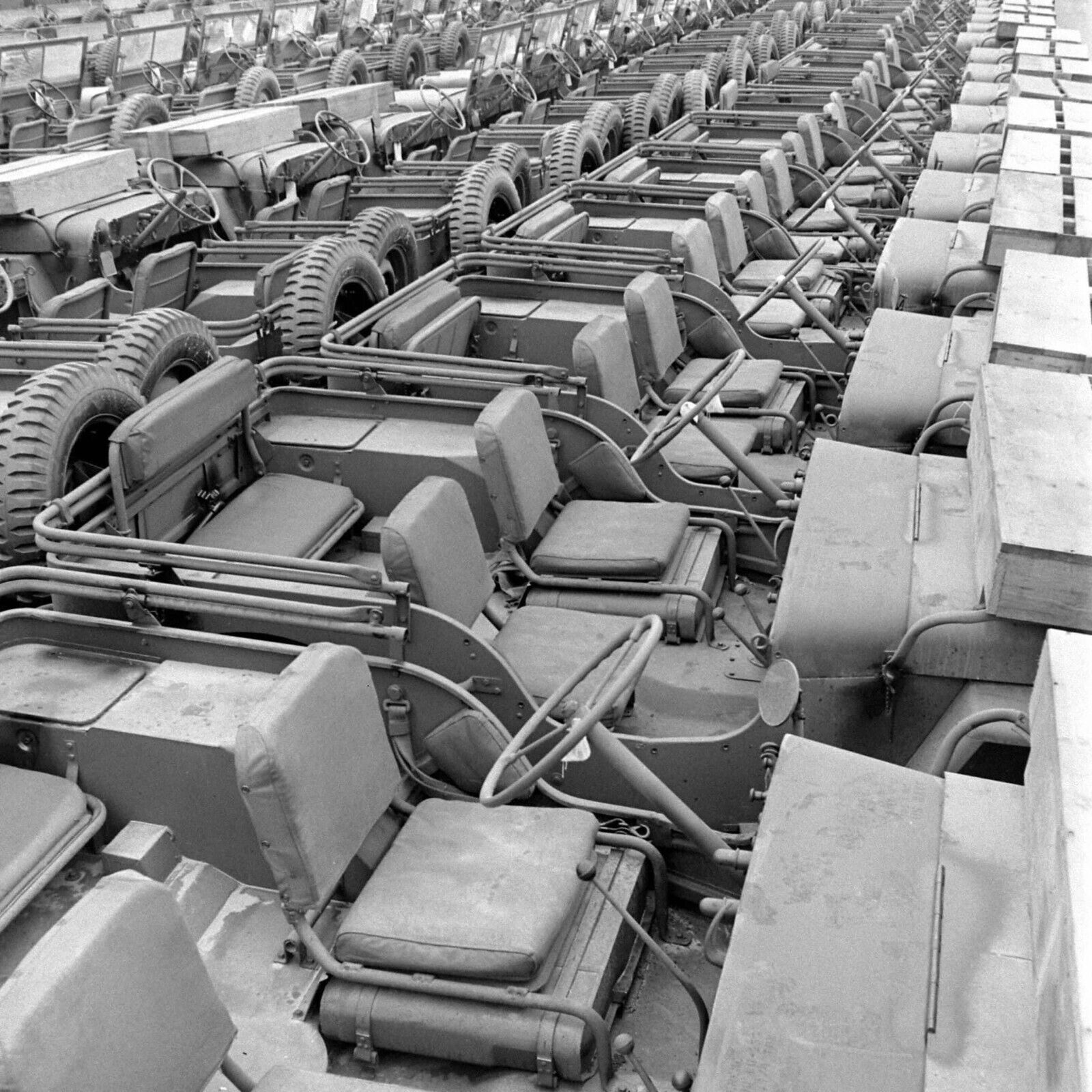 WW2 WWII Photo World War Two / US Military Equipment Awaiting Shipment Army Jeep