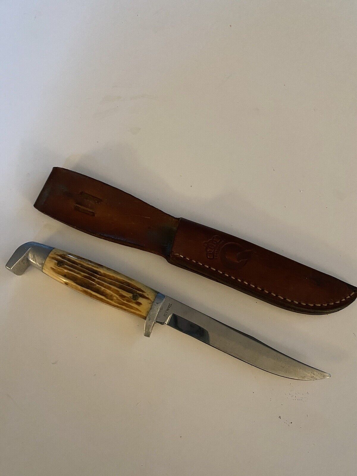 Queen Cutlery Vintage Hunting Knife Stainless Steel Blade 8”total Length And Sea