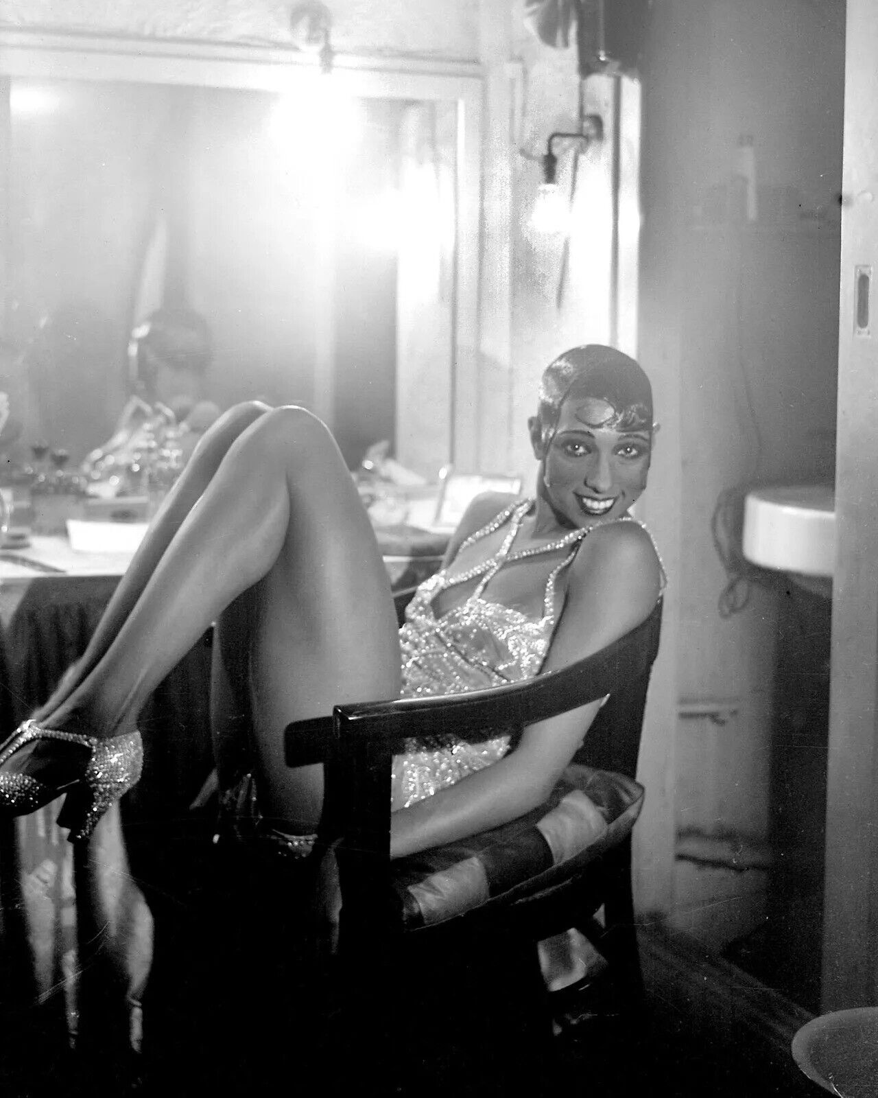 Josephine Baker 8X10 Photo Jazz Age Roaring 20s civil rights leader singer #37