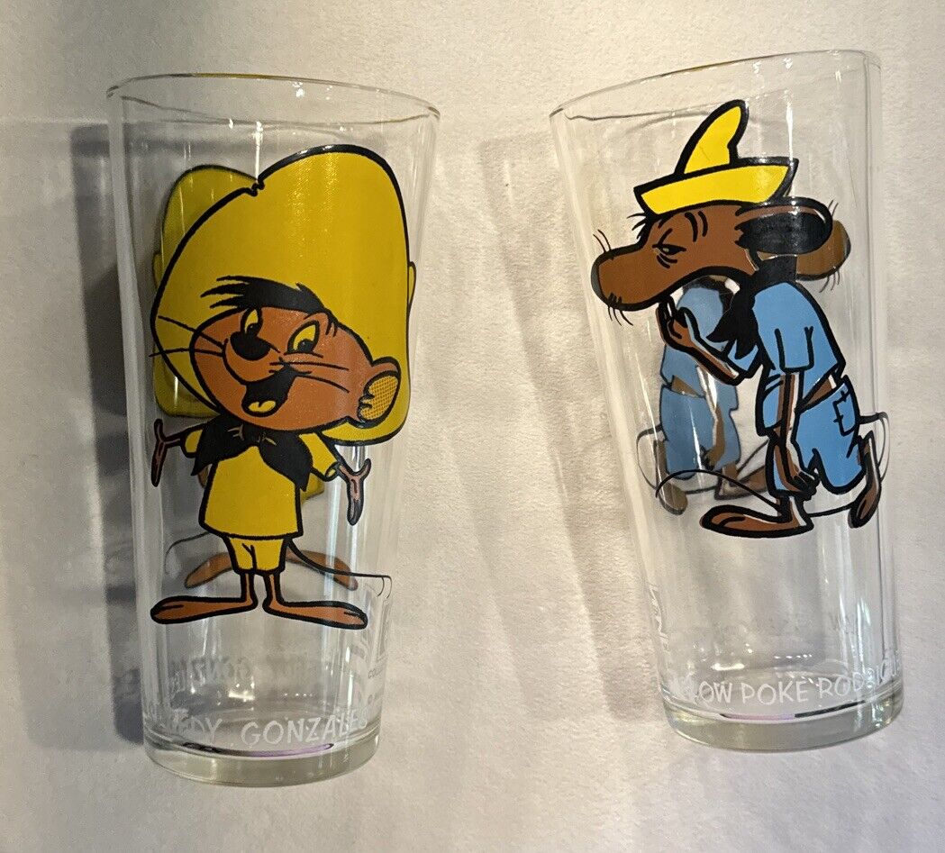 Slow Poke Rodriguez and Speedy Gonzalez RARE 1973 Pepsi Looney Tunes Glass