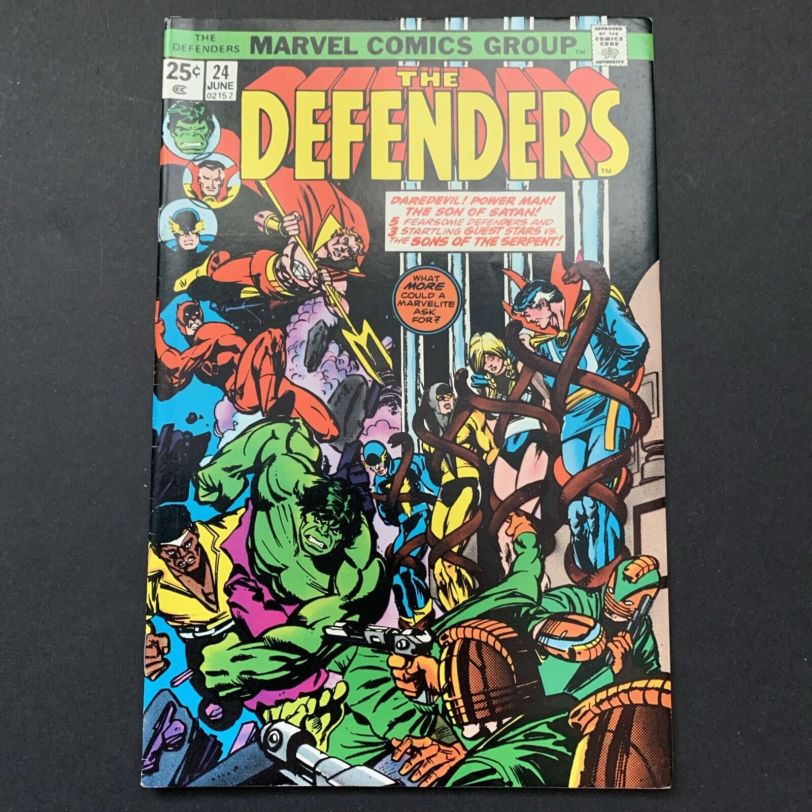 The Defenders # 24- Bronze Age - Marvel 1974 8.5-9