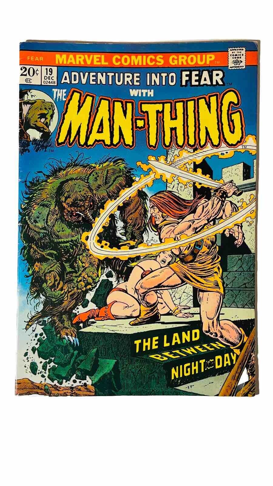 Adventure Into Fear With the Man-Thing #19 1st Appearance Howard the Duck Marvel