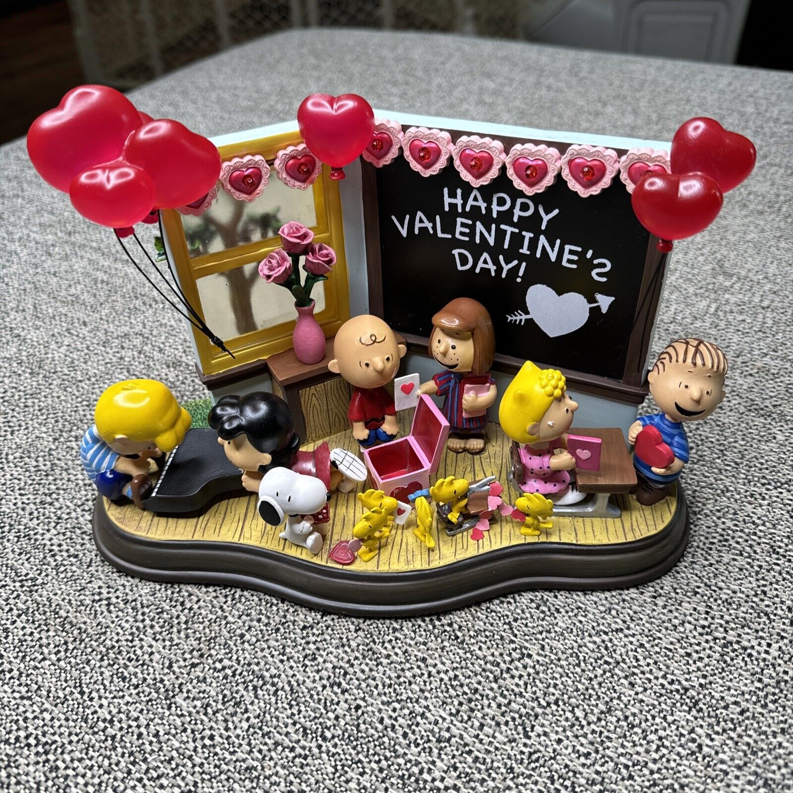 Danbury Mint Peanuts Light Up Holiday Collection Valentine's Day Be My Valentine