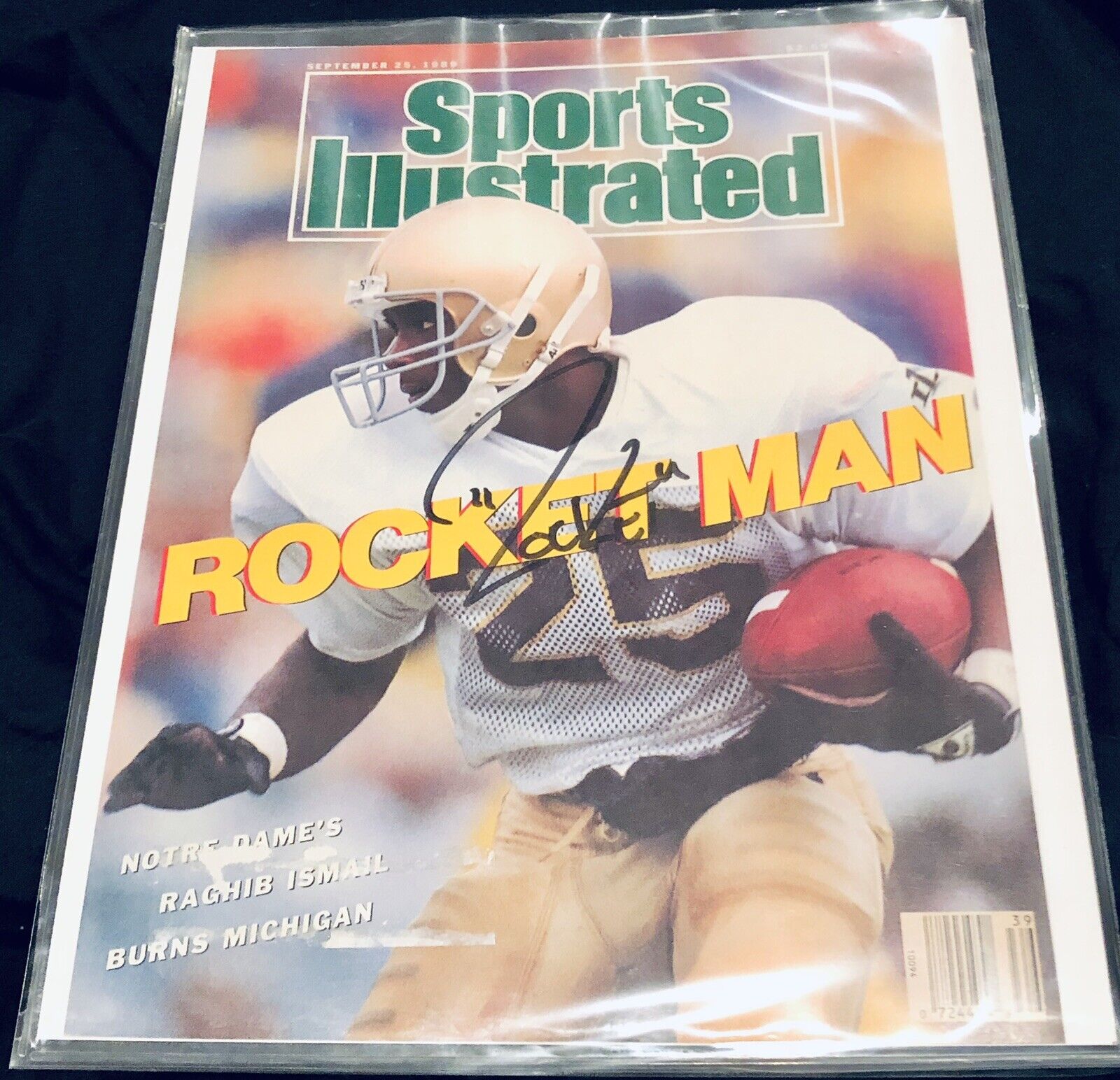 RAGHIB ROCKET ISMAIL SIGNED 1989 SPORTS ILLUSTRATED (COVER PAGE ONLY), HEISMAN