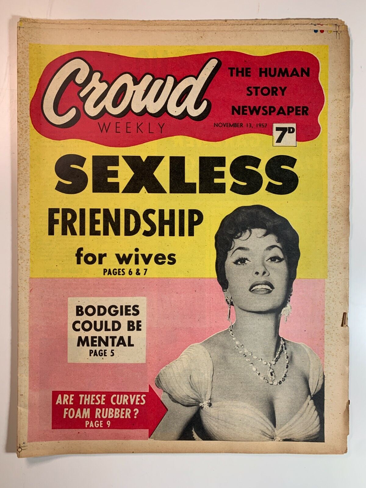 Vintage UK - Crowd Weekly - The Human Story Newspaper 13 November 1957