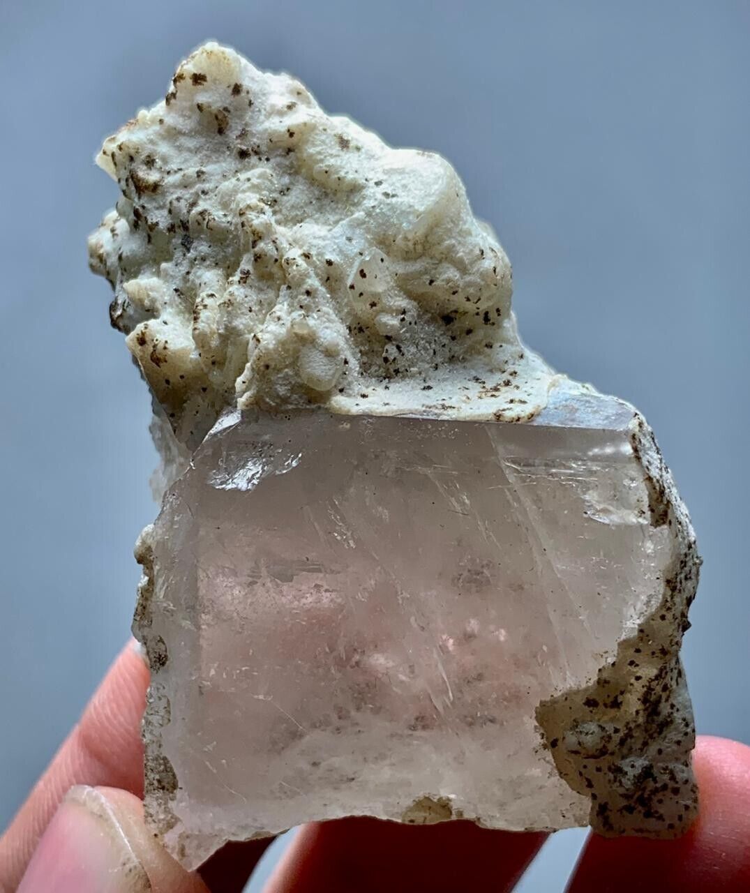 188 Cts Natural Morganite Crystal Specimen From Afghanistan