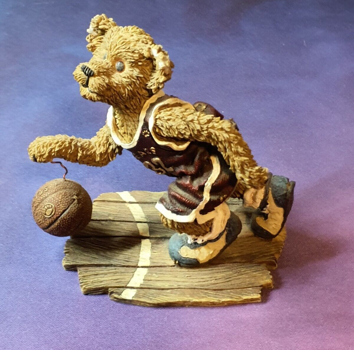 Basketball Figurine Boyds Bears & Friends The Bearstone Collection 2001 Dunker