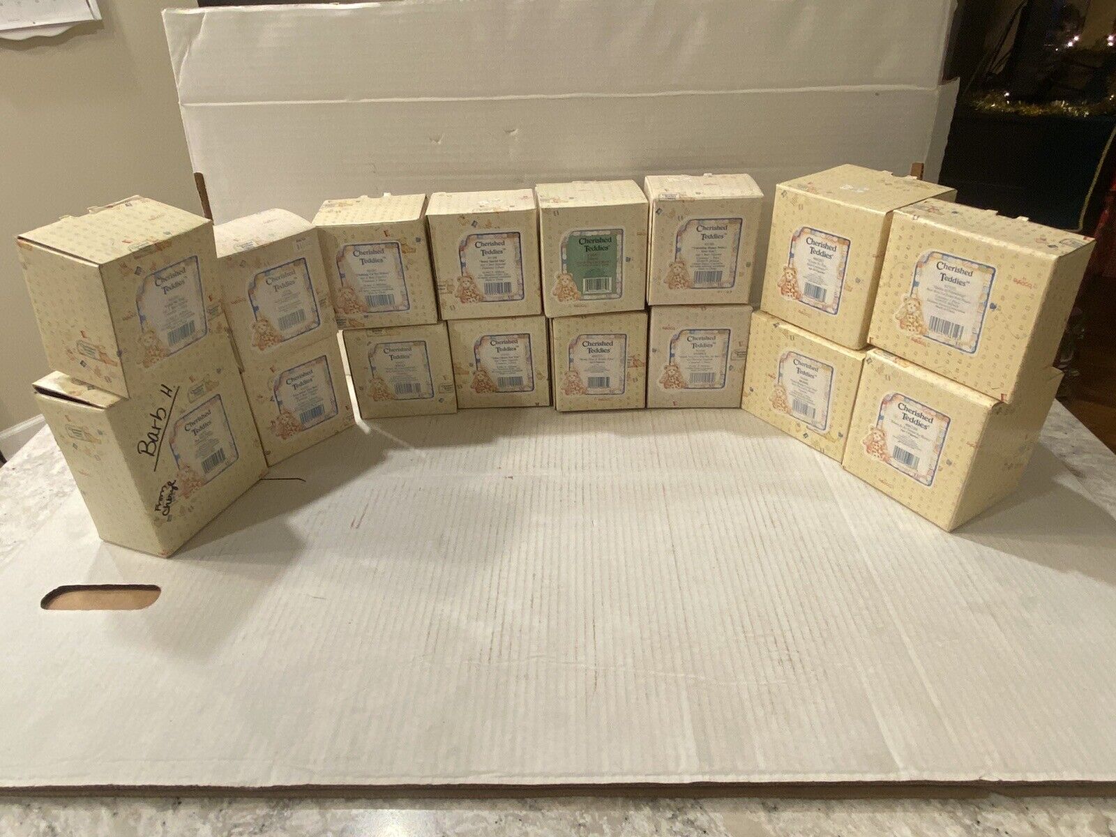 Lot of 17 Cherished Teddies  Figurines In Boxes (16)