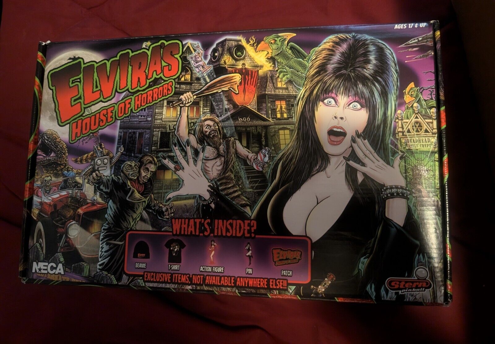 Elvira\'s House of Horrors Box Neca New opened includes XL Tee shirt