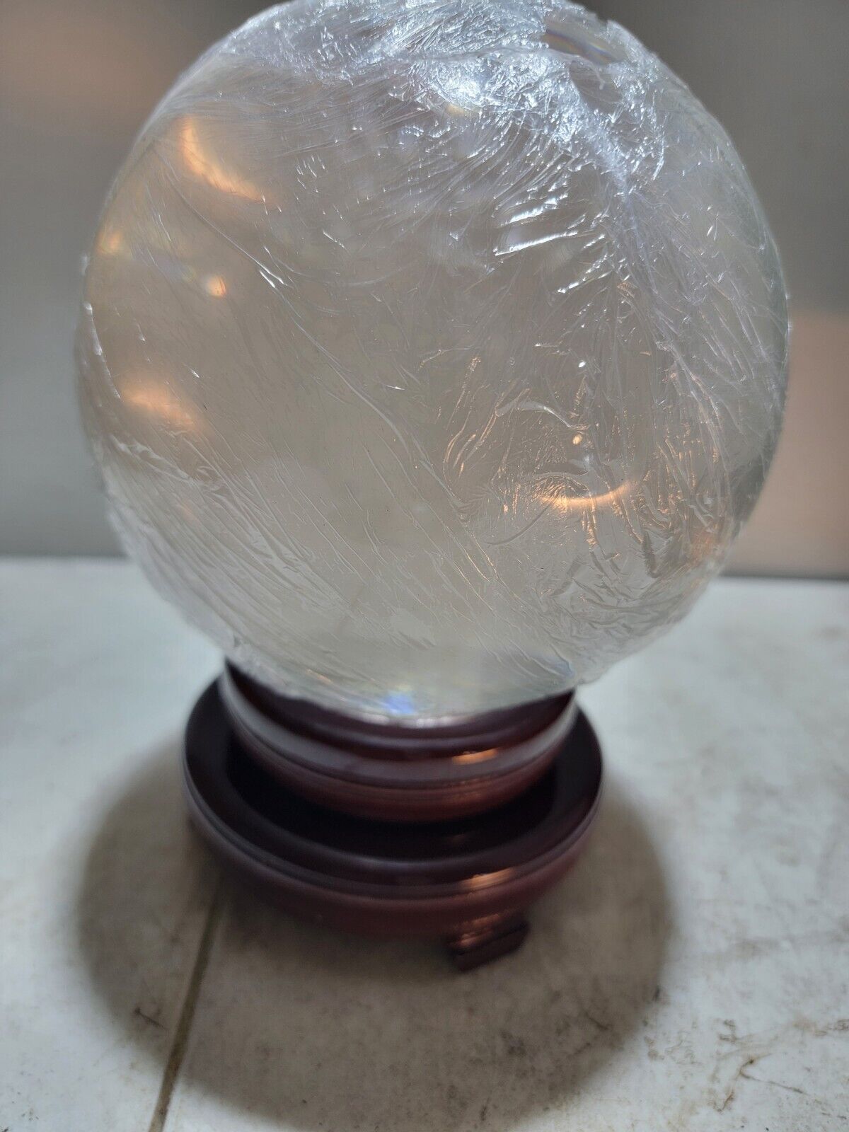 Amlong Crystal Clear Ball 150mm (6 inch) Including Wooden Stand 