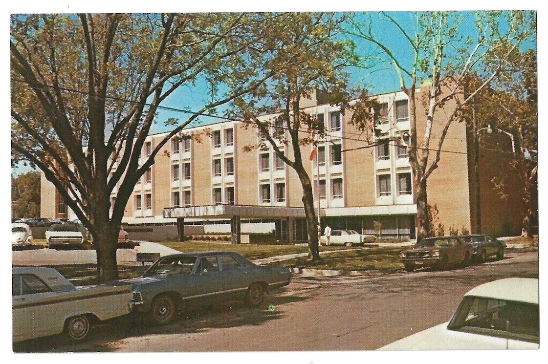 Jacksonville Texas c1950\'s Nan Travis Memorial Hospital Building