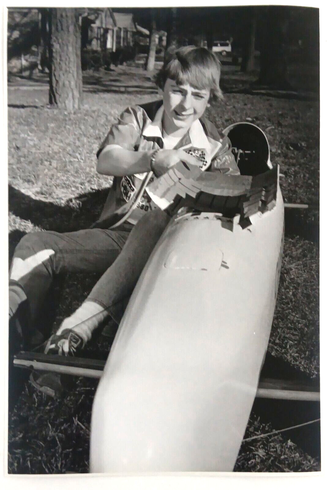1981 Charlotte NC Soap Box Derby Race Racer Working on Cart Vintage Press Photo
