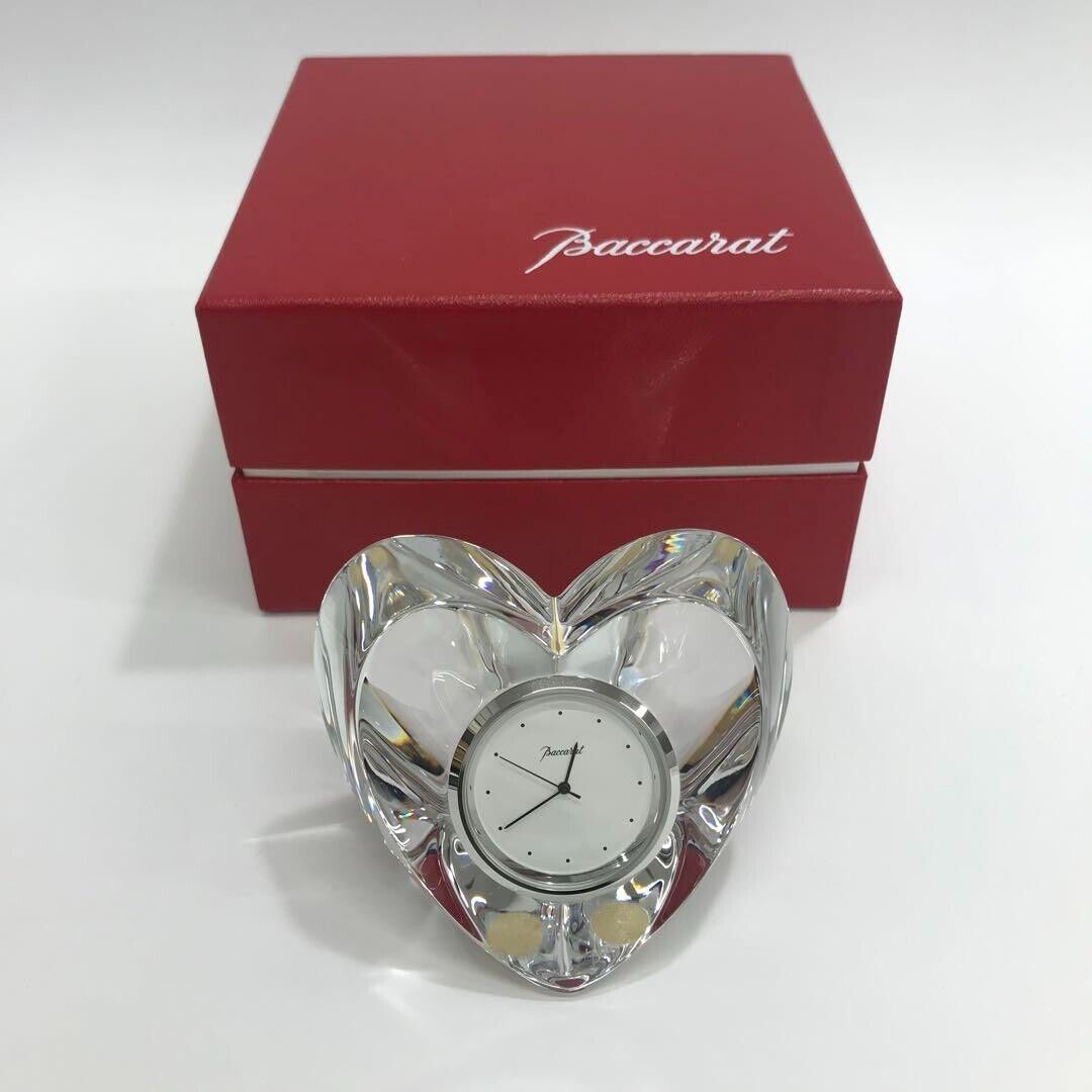 Baccarat Crystal Rock table clock heart clear