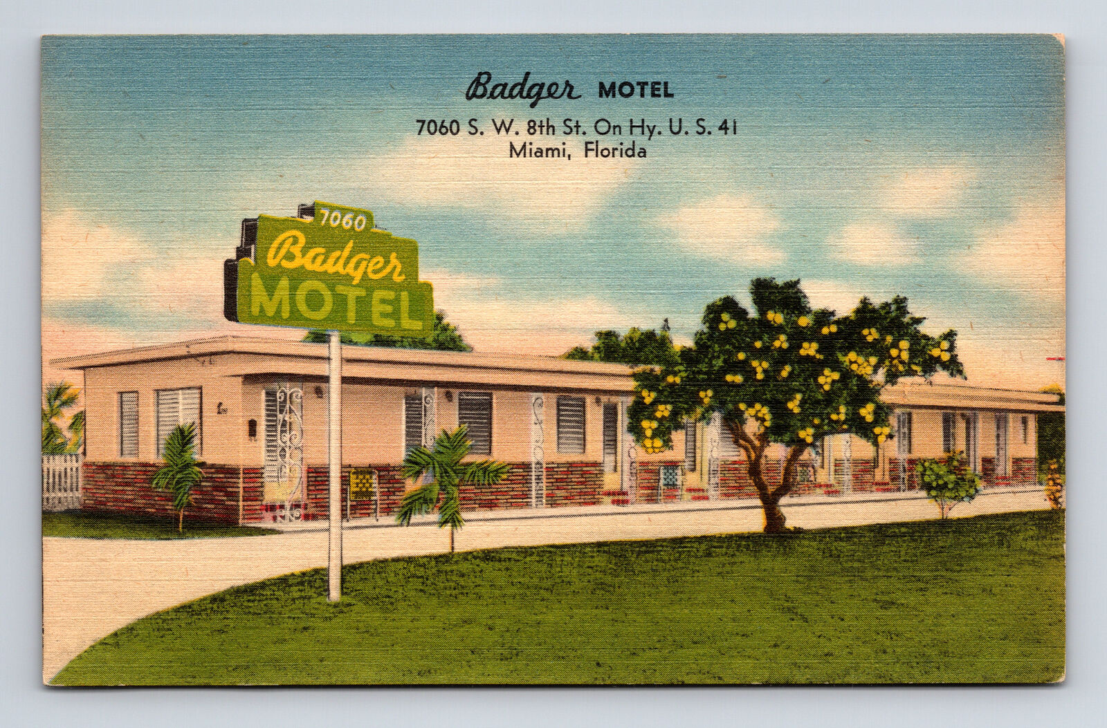 Badger Motel US Hwy 41 Miami Florida FL Roadside America Postcard