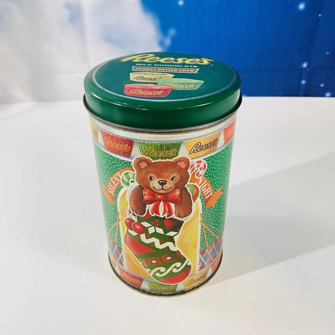 Vintage Hershey\'s 1990 Holiday Classics Series Reese\'s Canister #2 Christmas