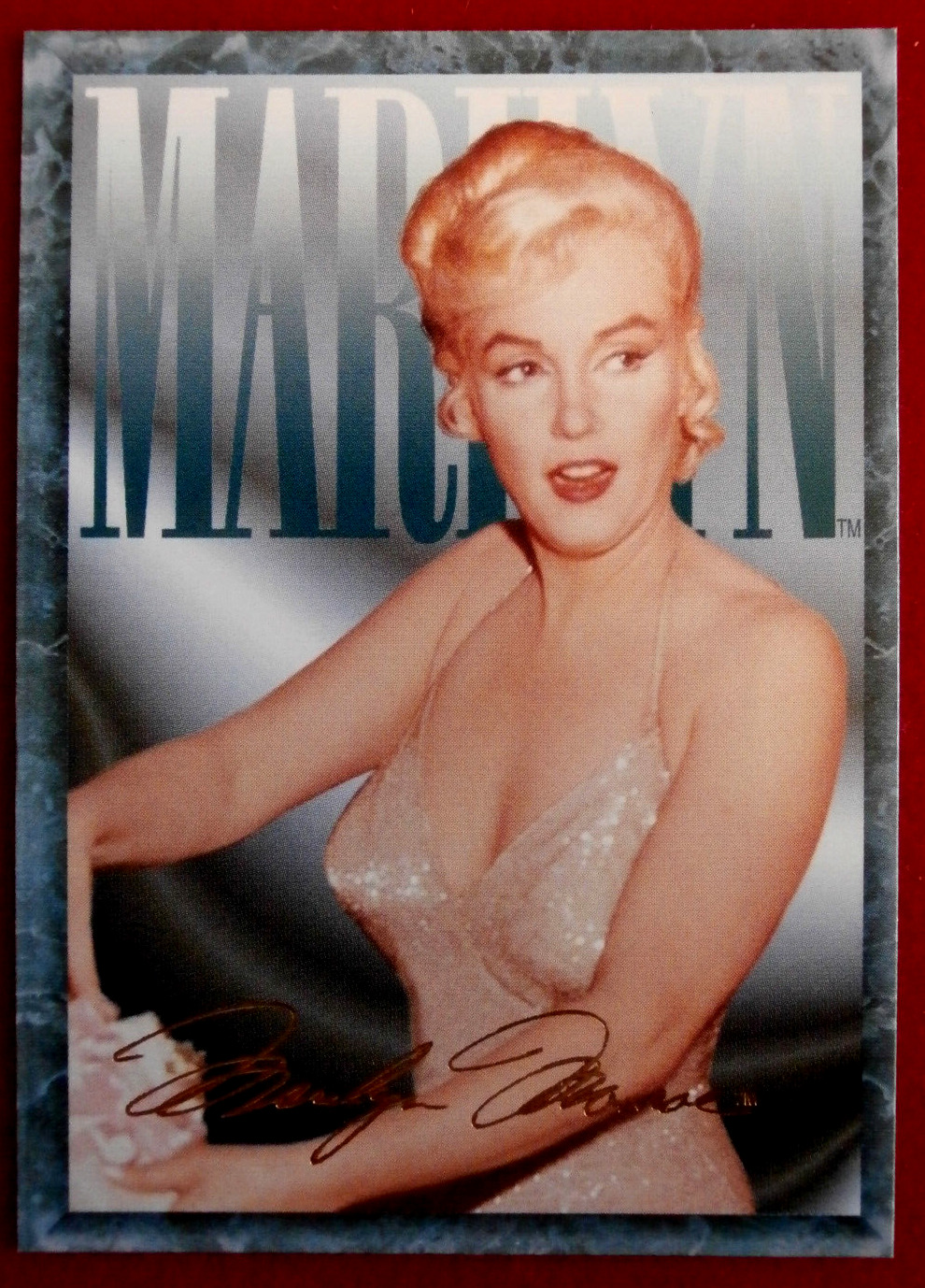 MARILYN MONROE - Card #086 - Movie Premiere with Joe DiMaggio