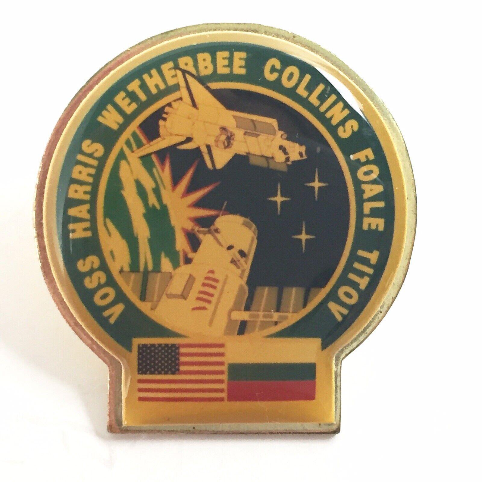NASA STS-63 Space Exploration Pin Wethervee Voss Harris Collins Foale Titov