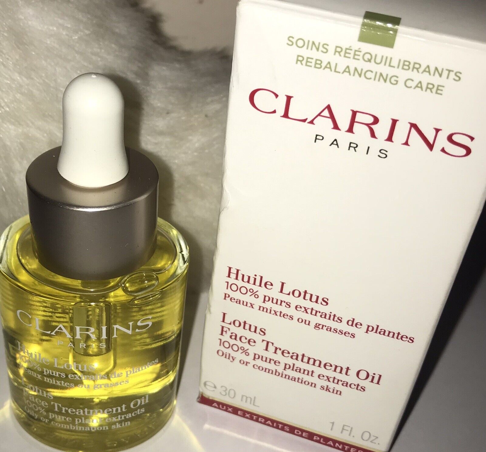 Clarins Face Treatment Oil Lotus Oily or Combination Skin 1.0oz. Moisturizer
