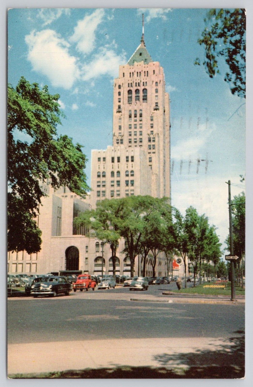 Postcard Fisher Building Detroit Mi street view *a6