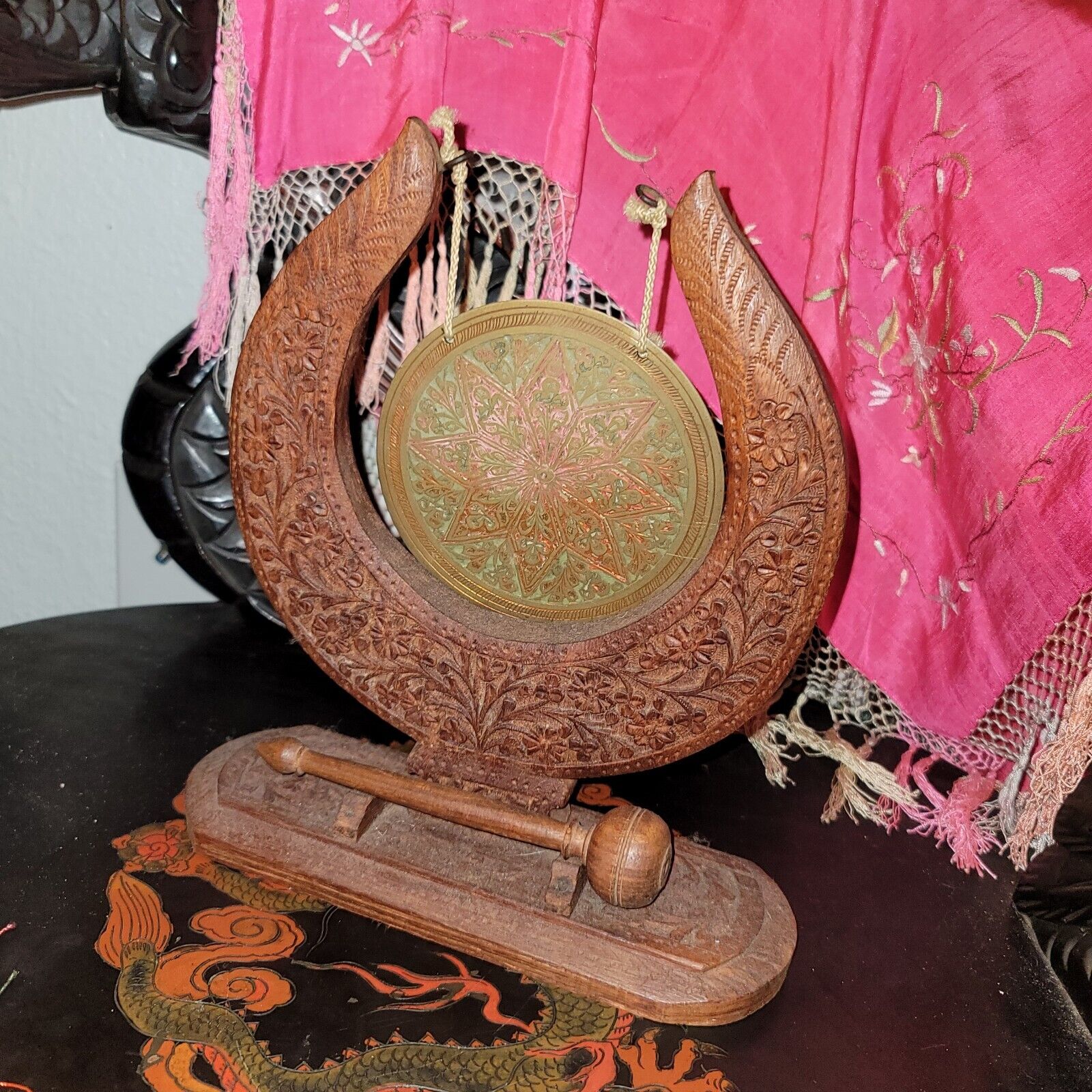 Vintage Table Gong Wood Base Brass Boho Taj Mahal India Orientalism Bohochic 