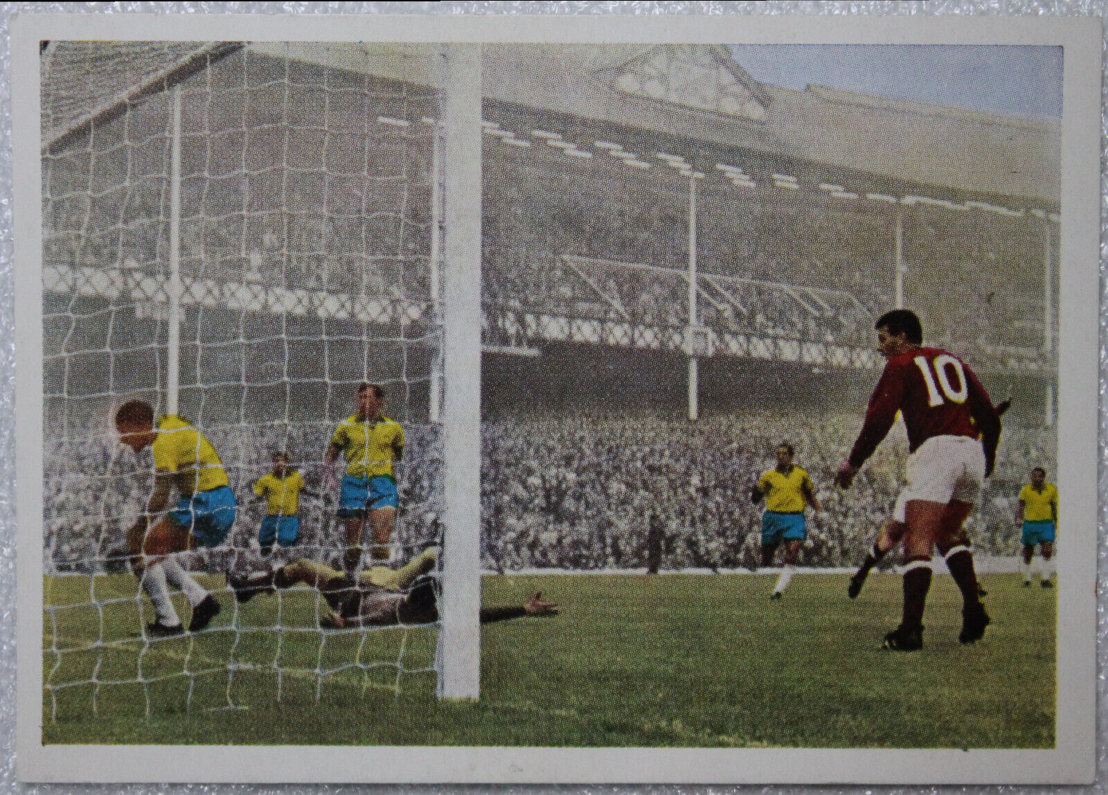 FOOTBALL FOOTBALL KUNOLD 1 PICTURE WM WC ENGLAND 1966 * HUNGARY - BRAZIL 3:1
