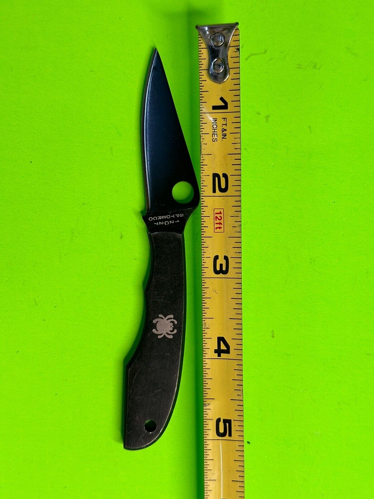 Spyderco GrassHopper Folding Knife Stainless Steel Handle.   #55A