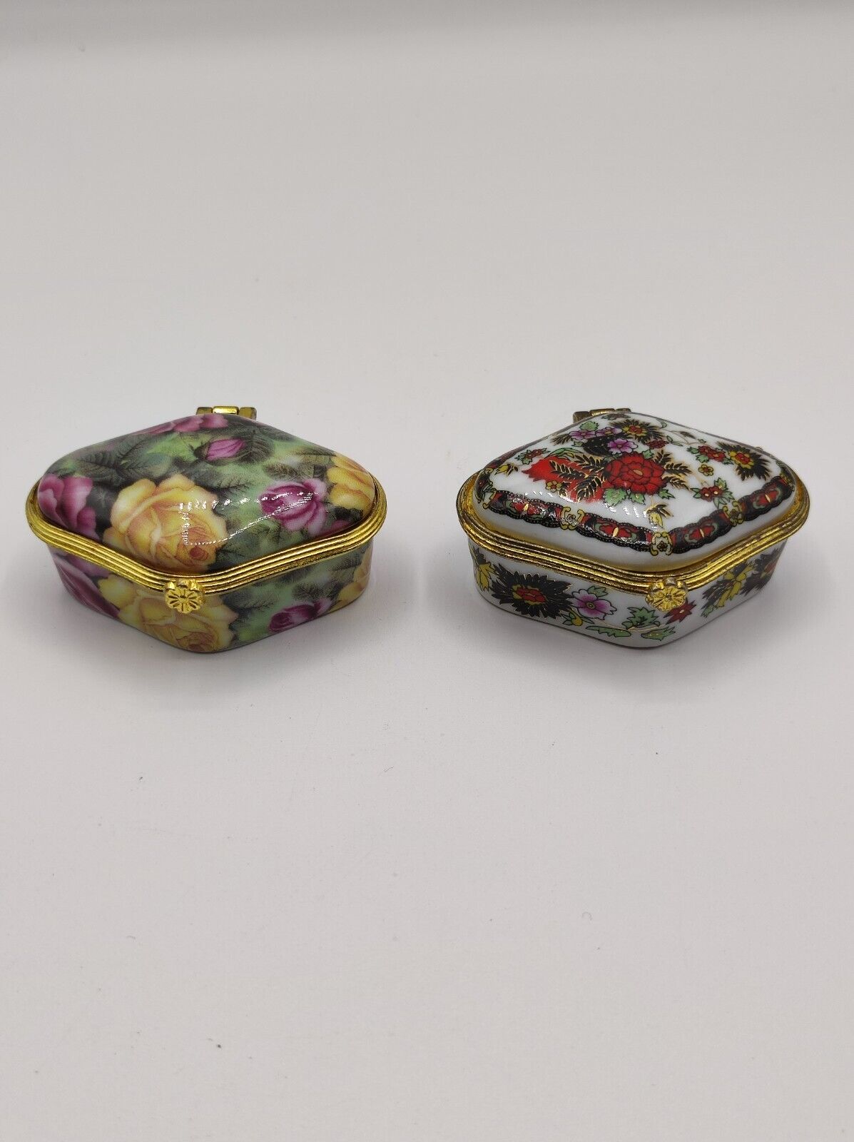Vintage Antique French Small Round Oval Trinket Jewelry Pill Box - Set of 2