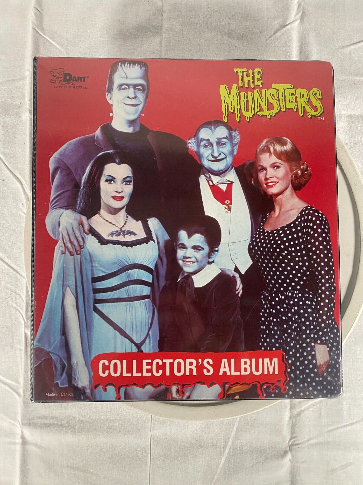 Vintage 1996 Dart The Munsters  Collectors album Binder kayro Vue