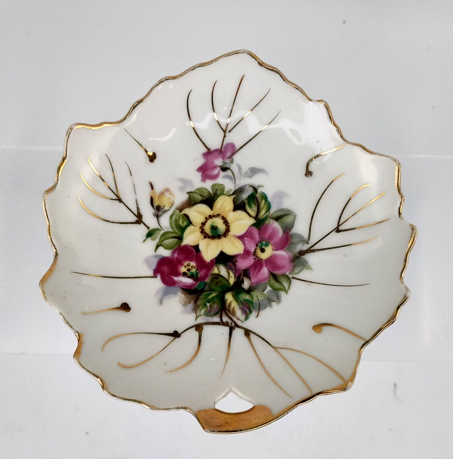 Porcelain Leaf Shaped Pin or Trinket Dish Made in Japan Vintage VGC