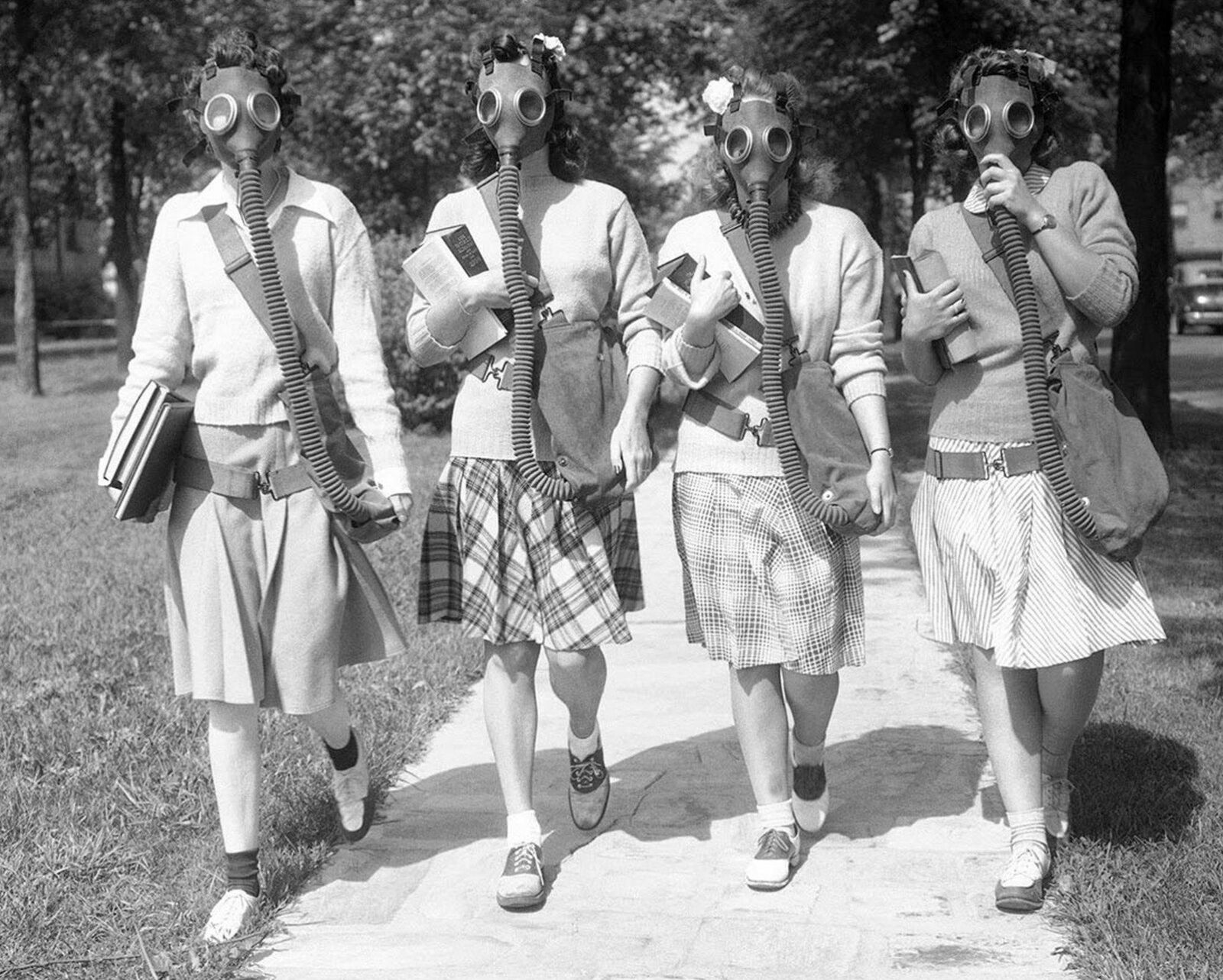 WW2 1942  School Girls Wearing GAS MASKS Photo  (194-R)
