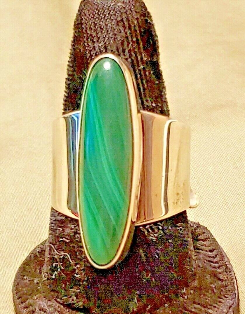 Navajo Sz 9.5 Green Malachite Silver Collectible Native American Ring USA