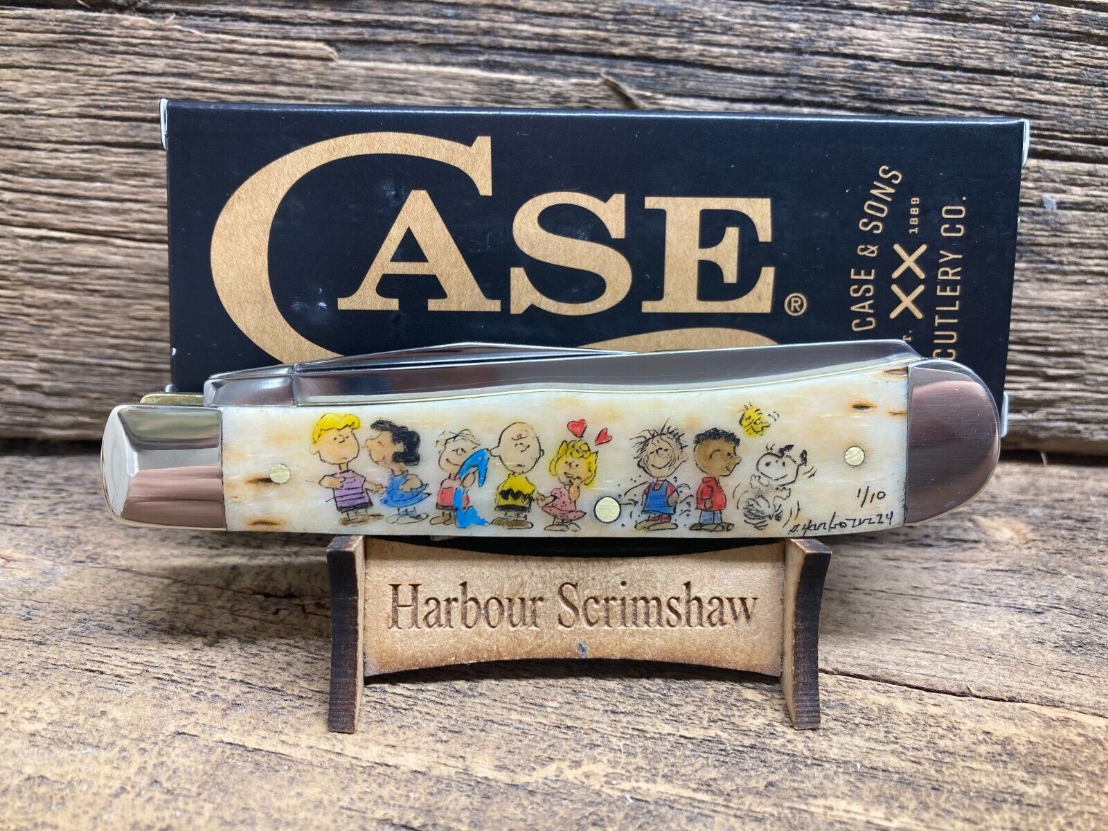 CASE XX LIMITED EDITION KNIFE w COLOR SCRIMSHAW by HARBOUR of THE PEANUTS GANG