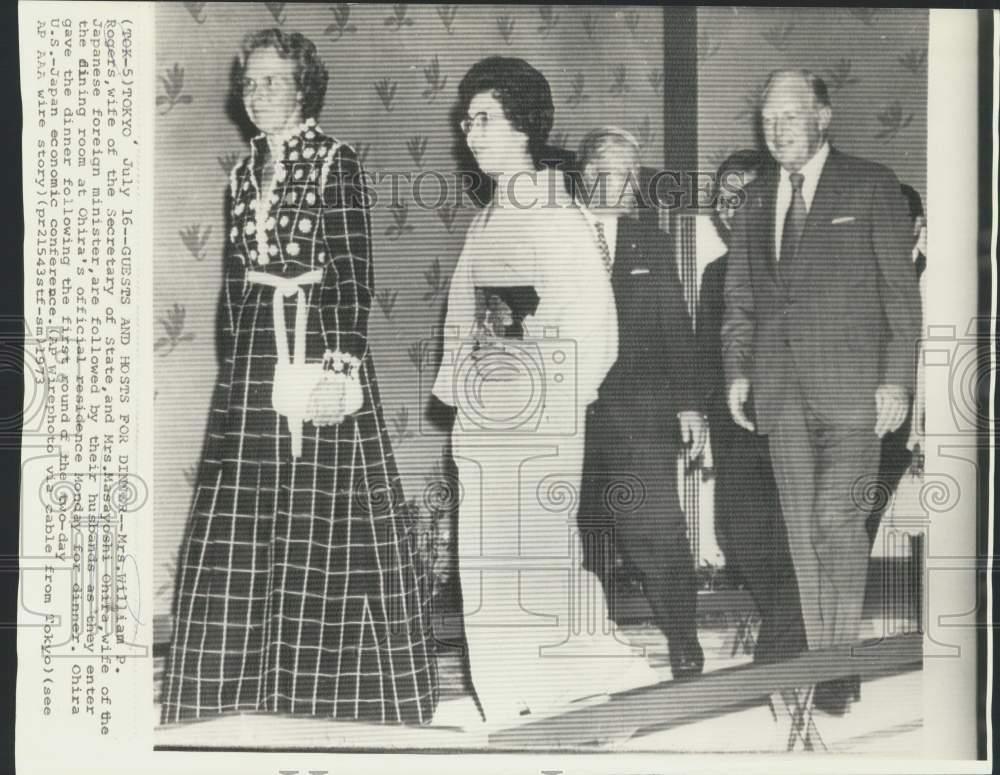1973 Press Photo Mr. & Mrs. Rogers and Mr. & Mrs. Ohira attend a dinner in Tokyo
