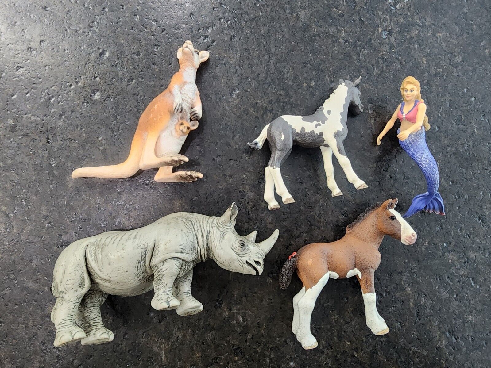 Schleich Lot Of 5 Mermaid, Rhino, Kangaroo, & Horses Toy Animal Plastic Figures