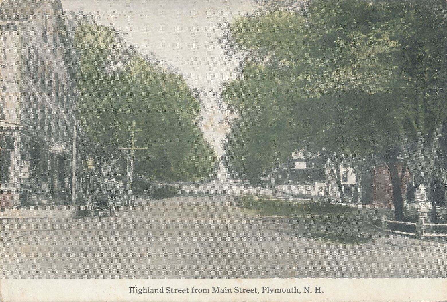 PLYMOUTH NH - Highland Street From Main Street Postcard
