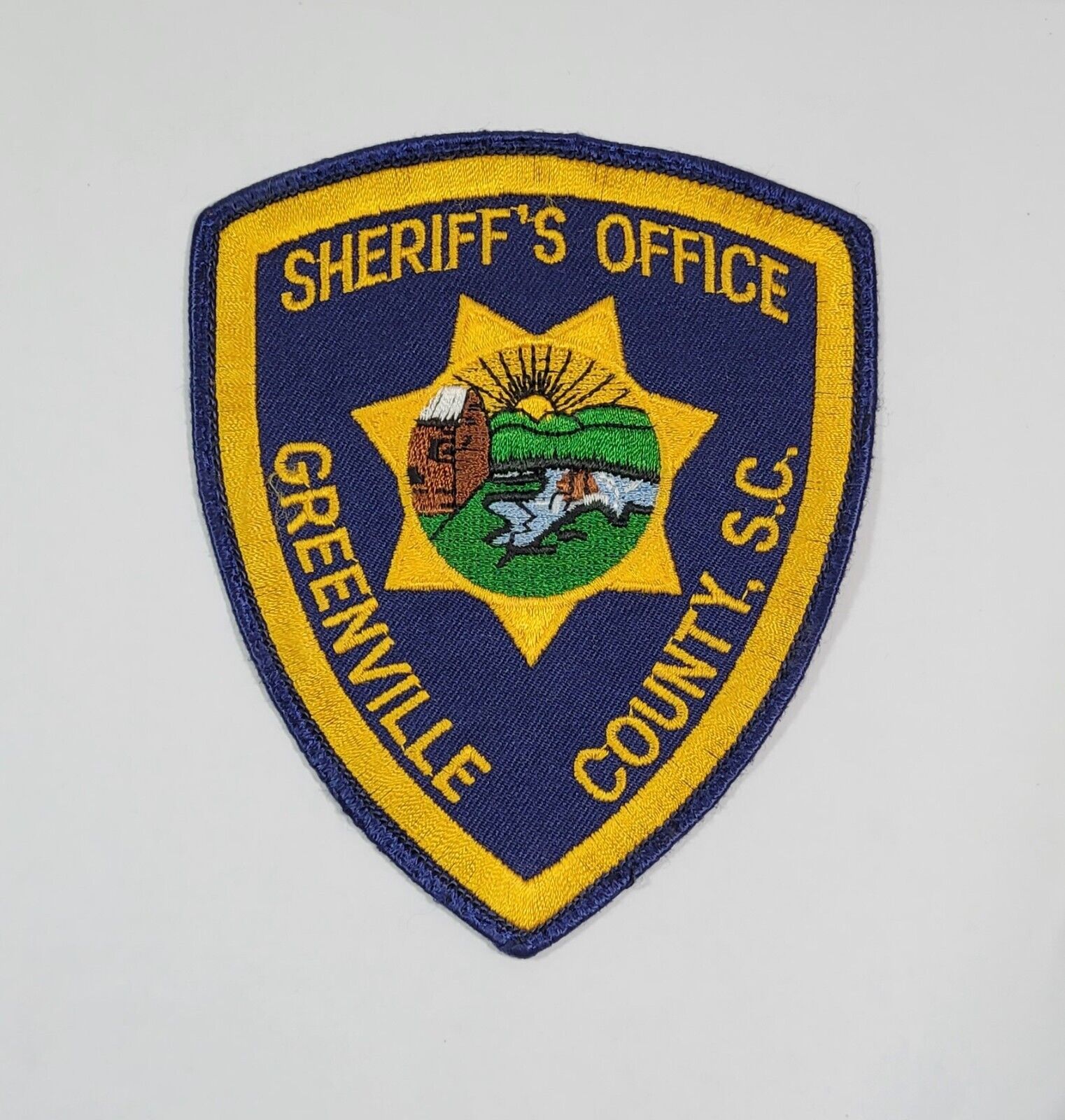 OLD GREENVILLE COUNTY SC SHERIFF\'S OFFICE (OBSOLETE) SOUTH CAROLINA POLICE PATCH