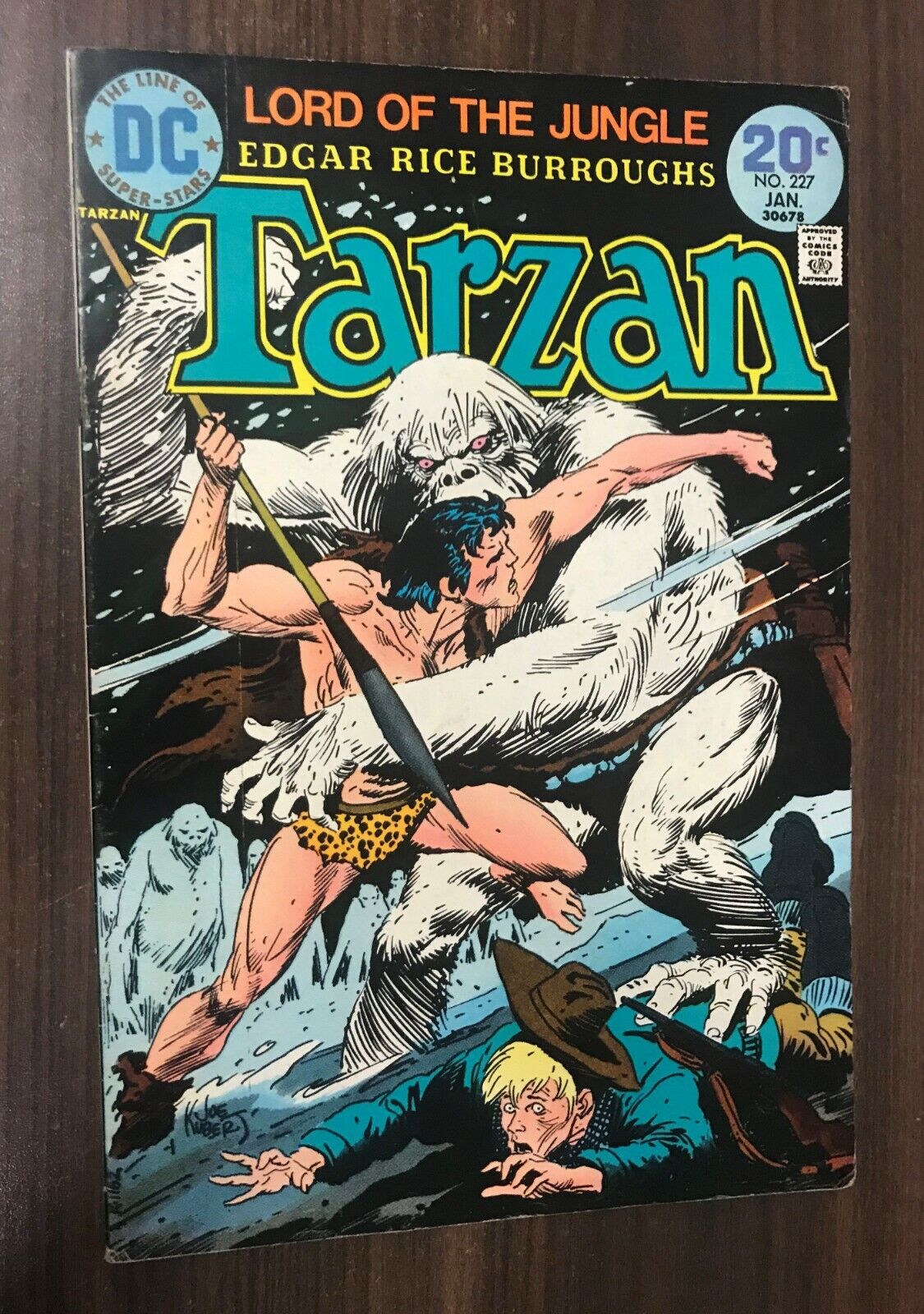 TARZAN #227 (DC Comics 1974) -- Bronze Age -- Mark Jeweler VARIANT -- FN-